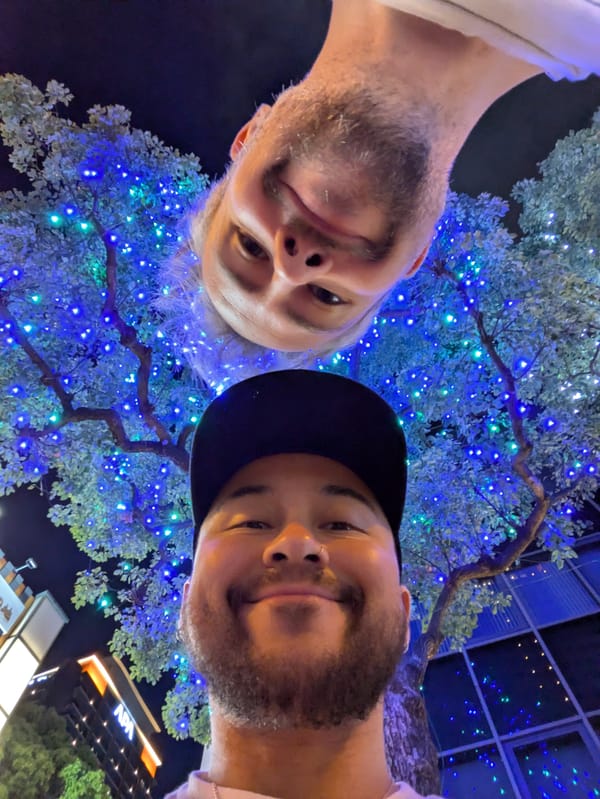 Osaka, drukte en ballen.